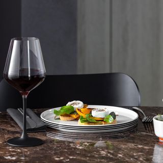 Memphis Dinner Plate