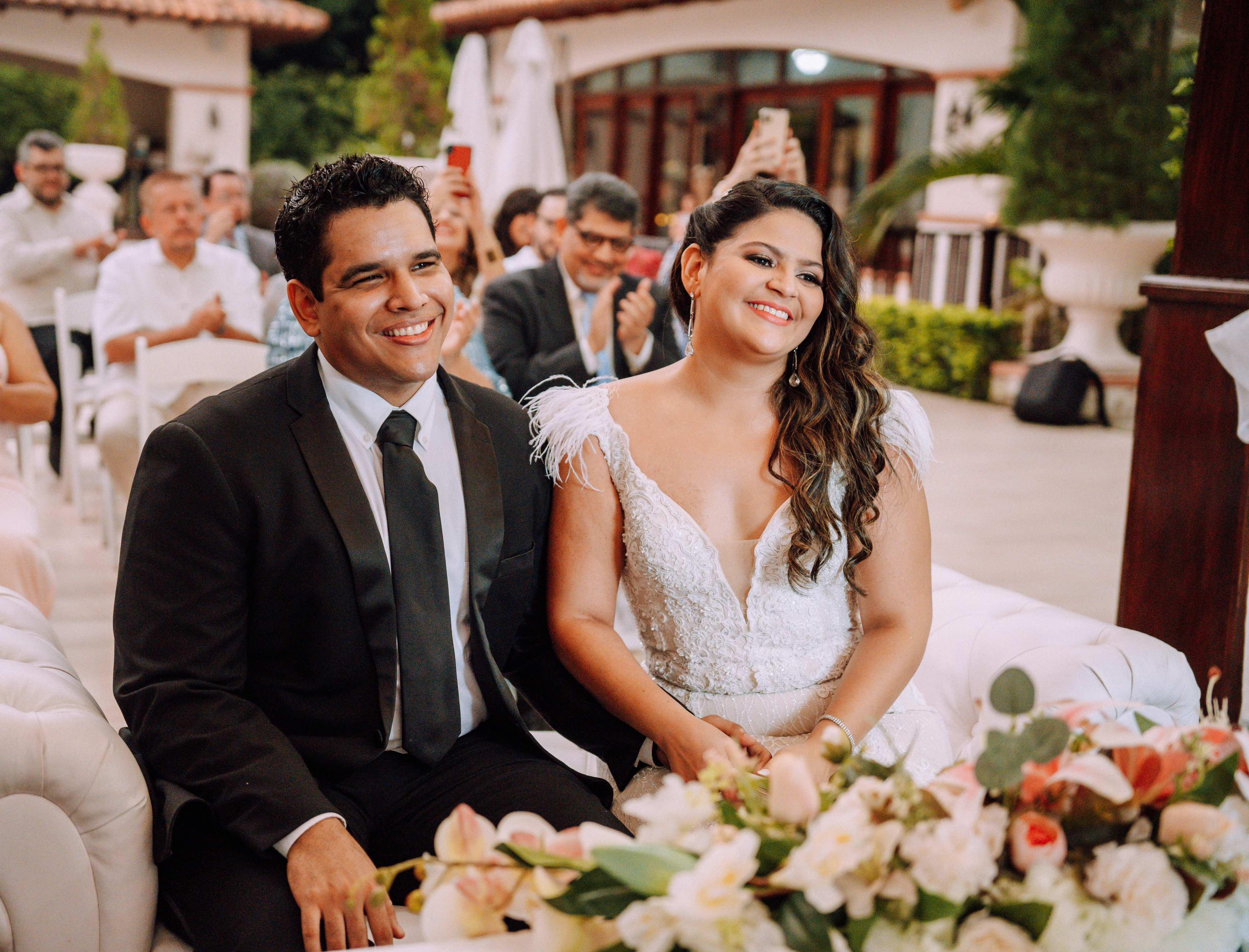 The Wedding Website of Fiorella López and Alexander Chavez