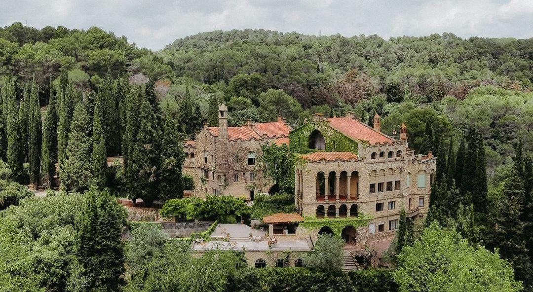 The Wedding Website of Rebekah Woo and Jee Hwan Lee