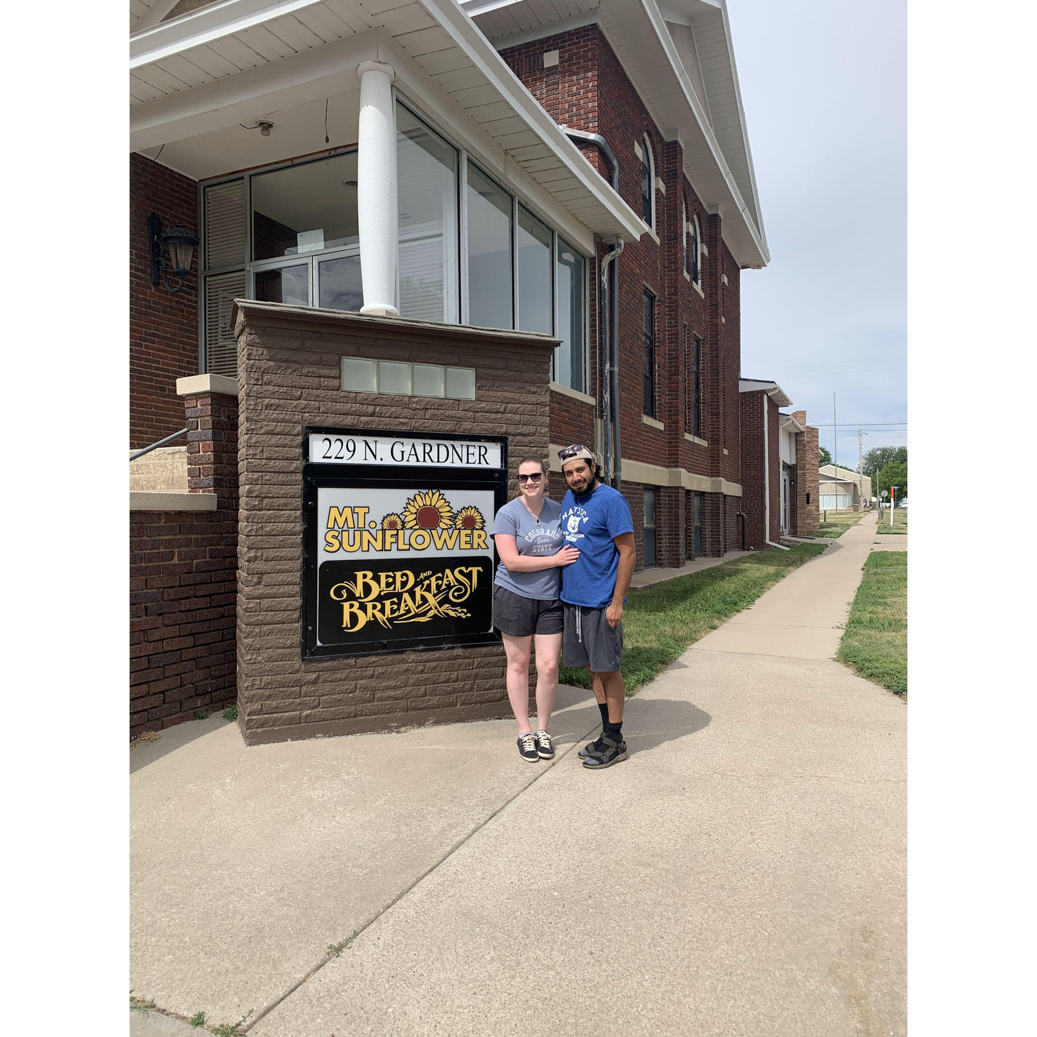 We love to stay at this bed & breakfast in Sharon Springs on our way to visit Dodge City