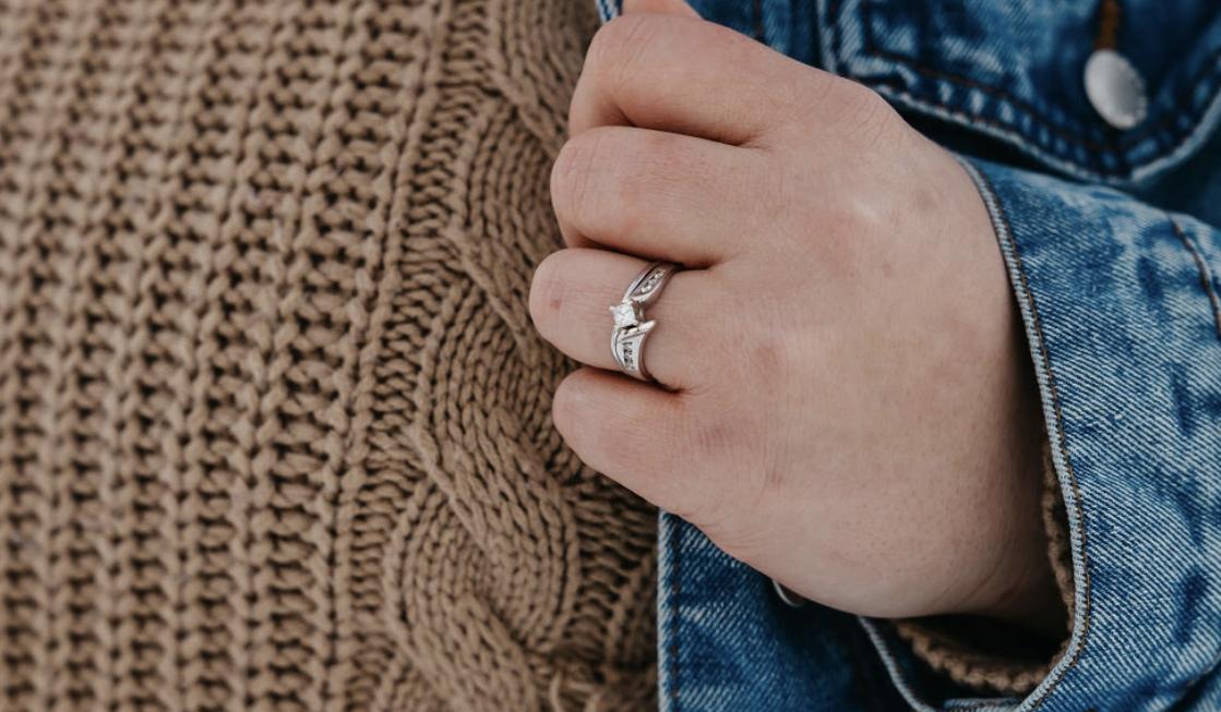 The Wedding Website of Taylor Sanders and CJ Nielsen
