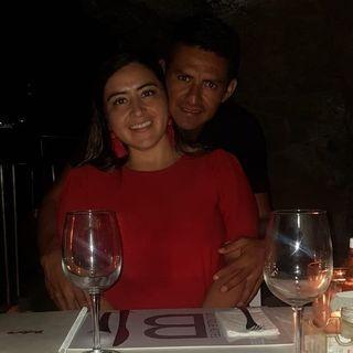 Mi primer regreso a El Salvador en Enero despues de conocernos pasamos una semana juntos en la playa. My first trip back after meeting him, we spent a week together at the beach.