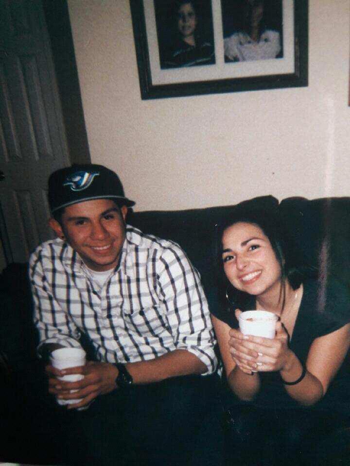 Dougie's second Christmas spent with Vanessa's family. Way back when they were still just friends.
12/25/2011
