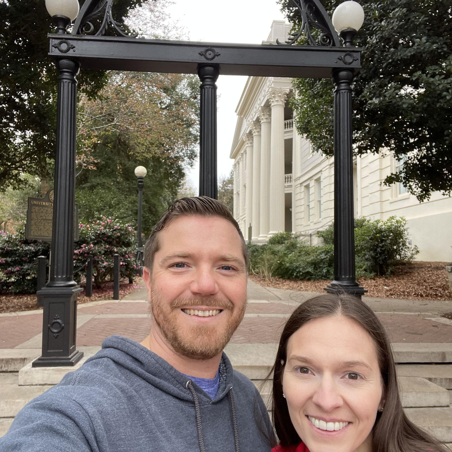 Erin is a proud UGA grad so she had to give Scott the grand tour. Here we are at the arch.