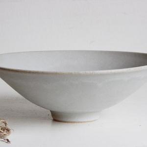 Farmhouse Stoneware Flared Bowl in Stone