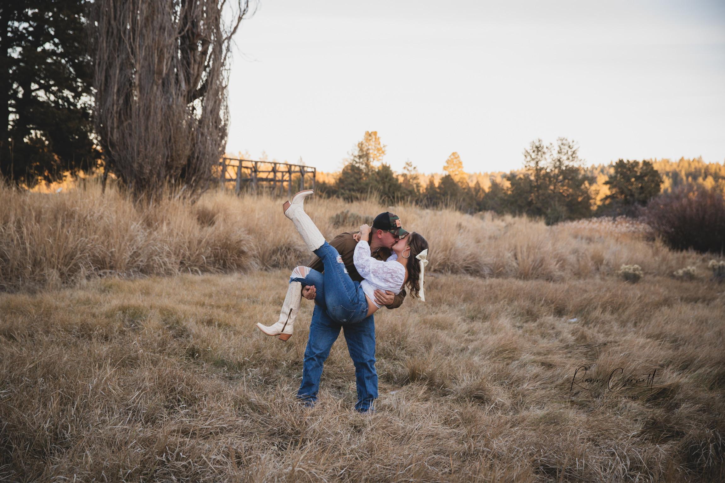 The Wedding Website of Ariana Novak and Tysen Lazzereschi