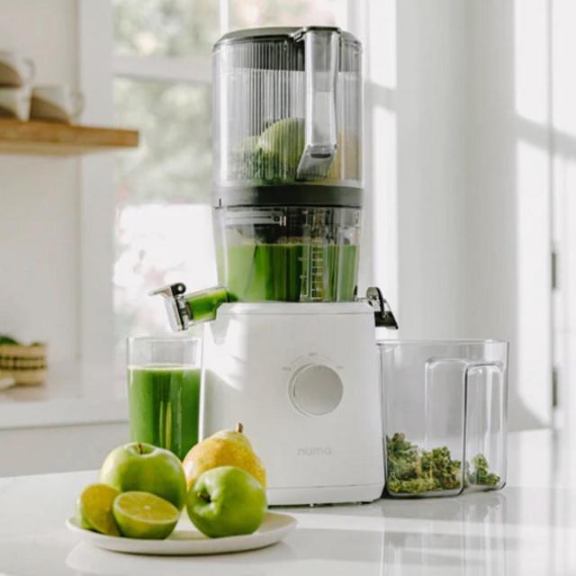 Nama J2 Cold Press Juicer