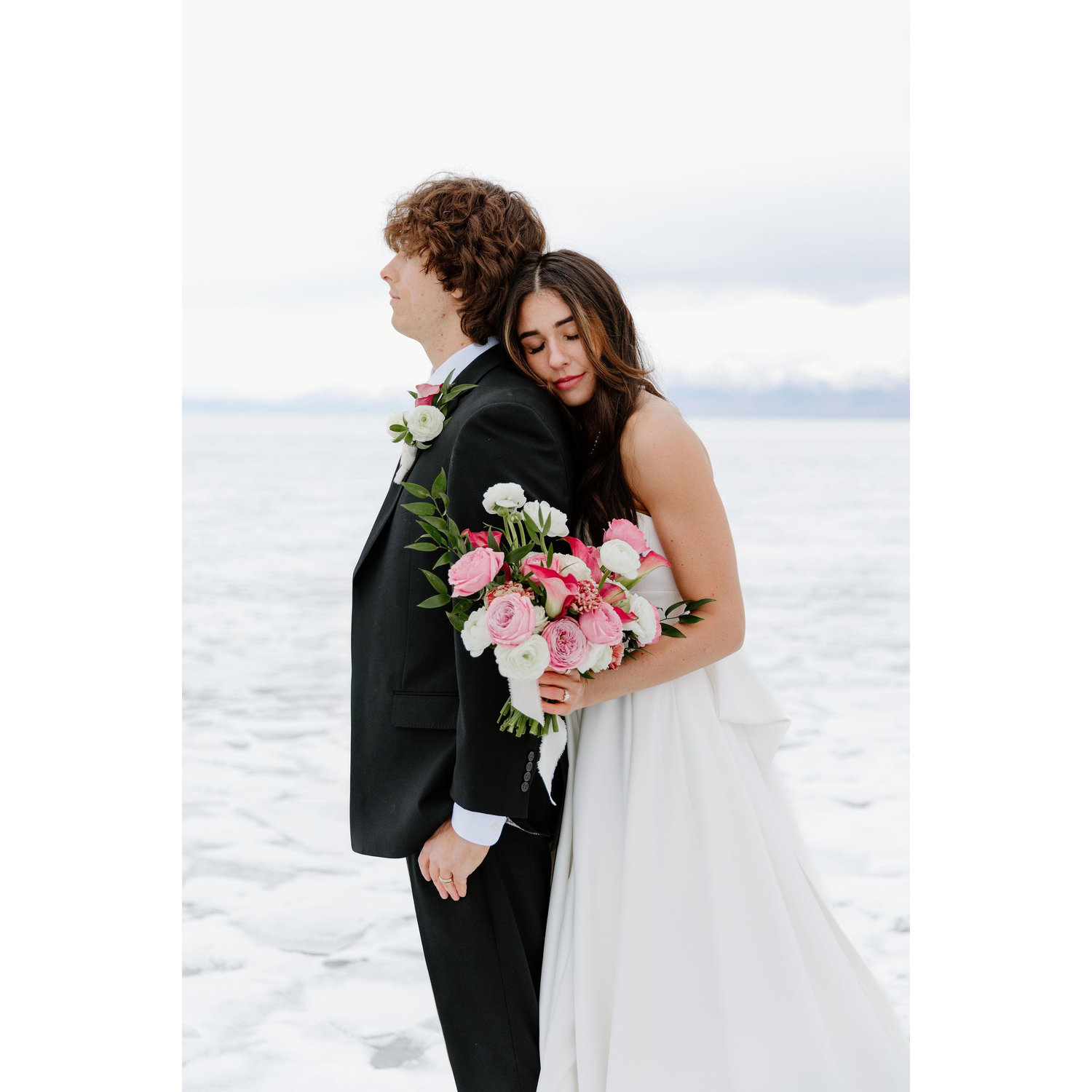 Jaidi got to wear her maid of honor's wedding dress and later this day asked her to be her maid of honor with these flowers.