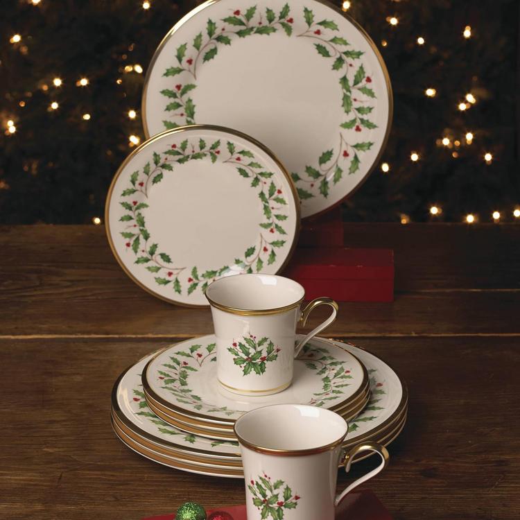 Lenox, Holiday 12-piece Dinnerware Set, Service for 4 | Zola