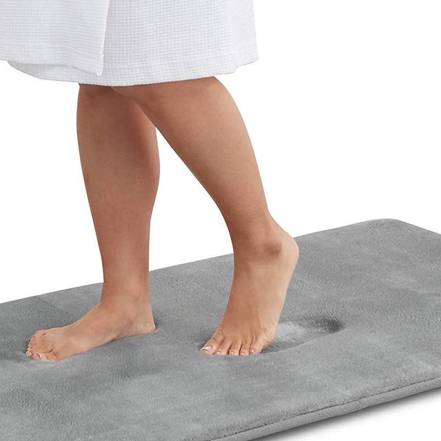 Genteele Memory Foam Bath Mat Non Slip Absorbent Super Cozy Velvet Bathroom Rug Carpet (24 inches X 48 inches, Gray)