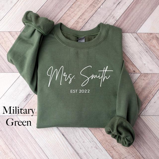 Custom Mrs Sweatshirt, Mrs Last Name...