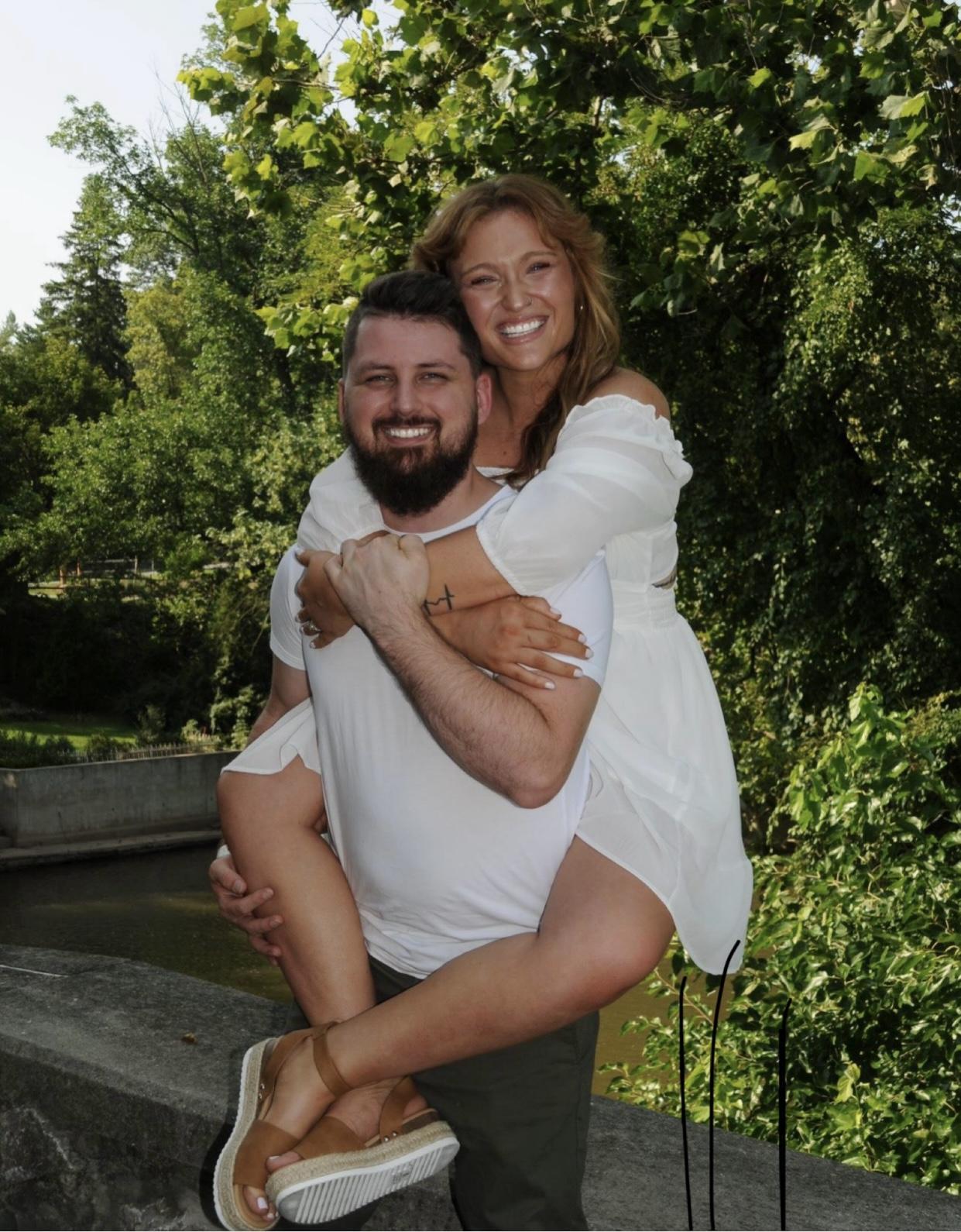 The Wedding Website of Lindsey Halerz and Kyle Billings