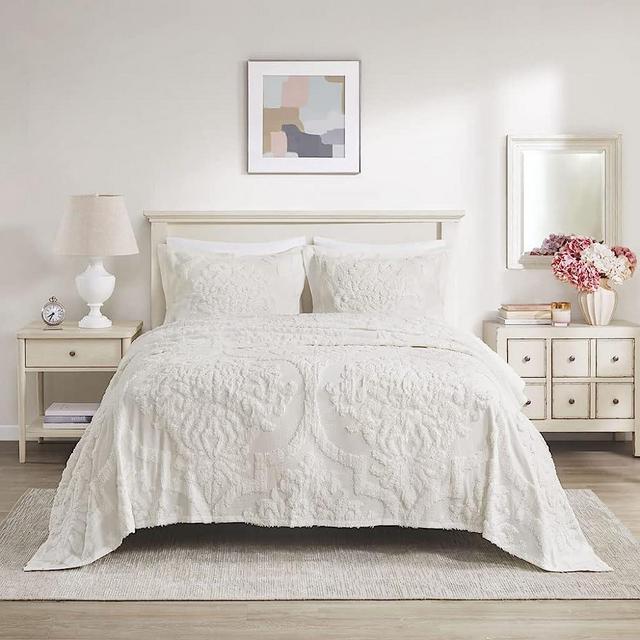 Madison Park Lalani Lightweight 100% Cotton Quilt Set, Breathable Chenille Tufted, Shabby Chic Boho Medallion Design, Sham, White, Bedspread King (120 in x 118 in) 3 Piece