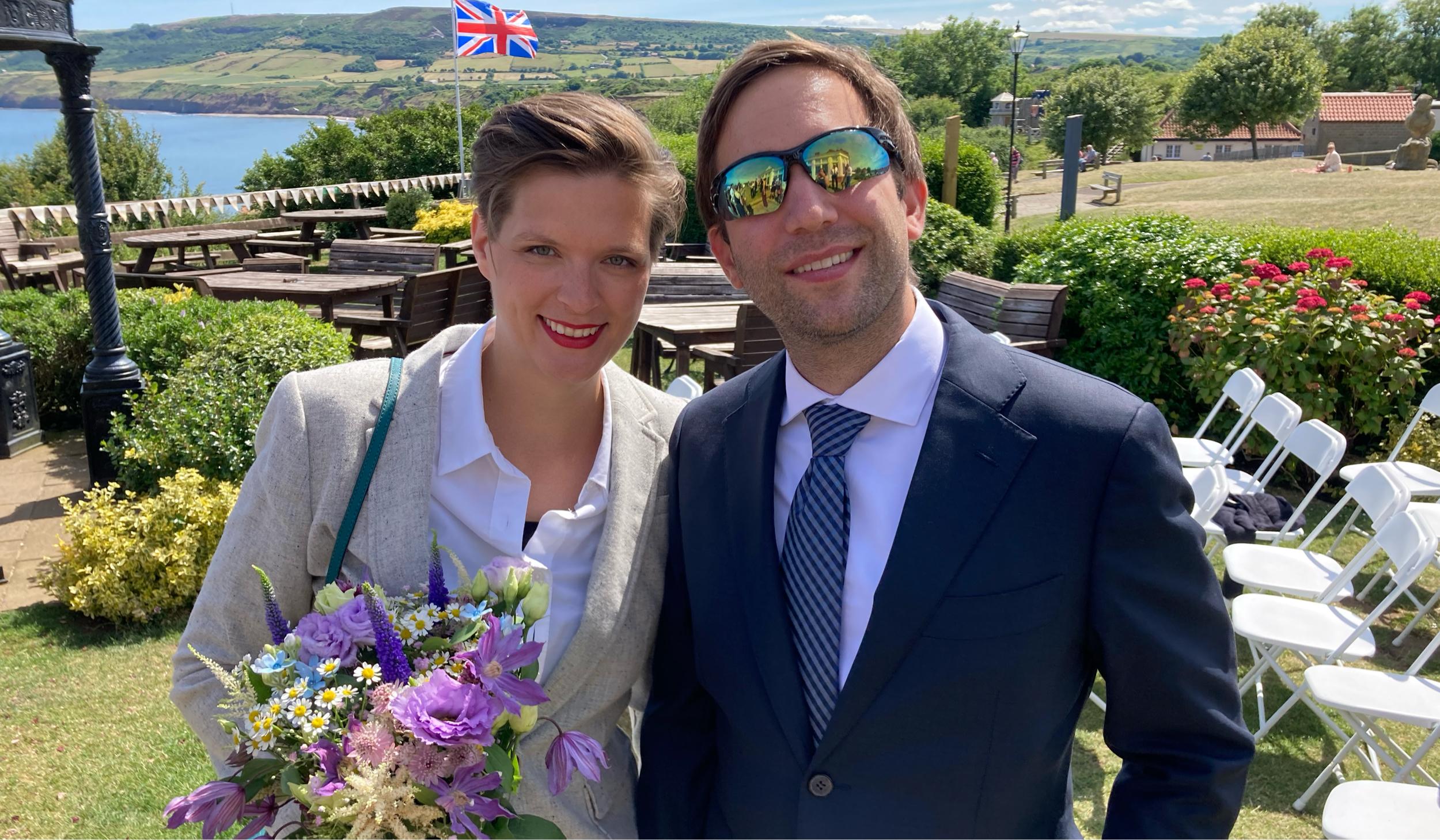The Wedding Website of Jocelyn Fuentes and Tamas Szalay