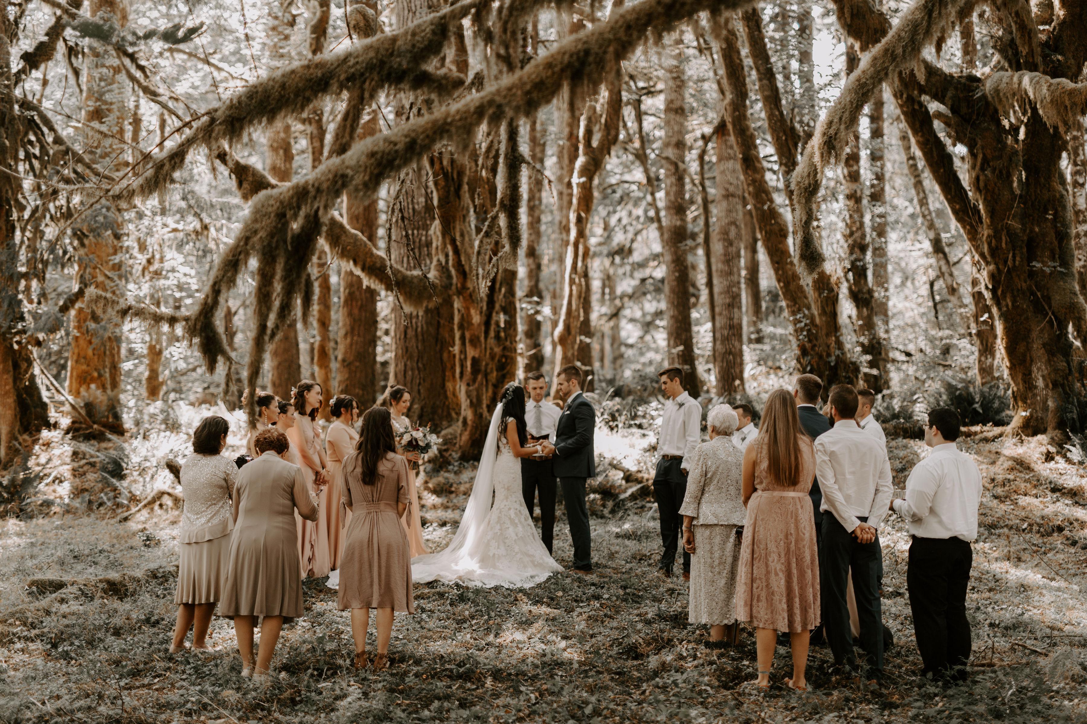 The Wedding Website of LeaAnnette Lozano and Ryan Mark Ferguson
