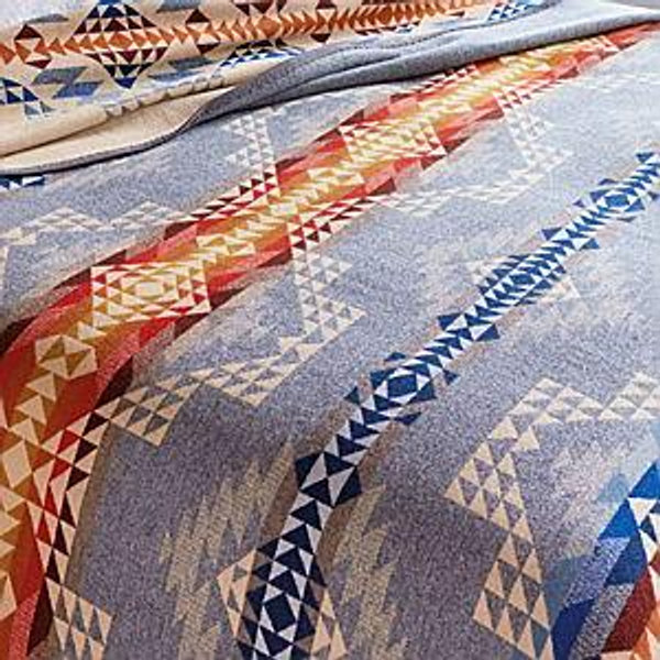 Pendleton Smith Rock Wool Blanket. Color: Grey. Size: King