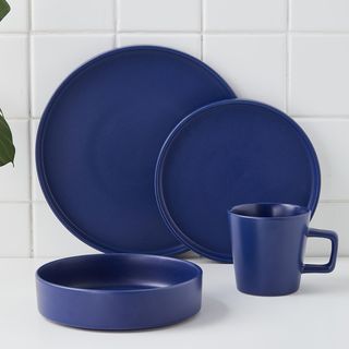 Cleo 16-Piece Dinnerware Set, Service for 4