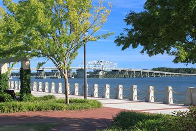 The Wedding Website of Amber Shannon and Michael Merrow