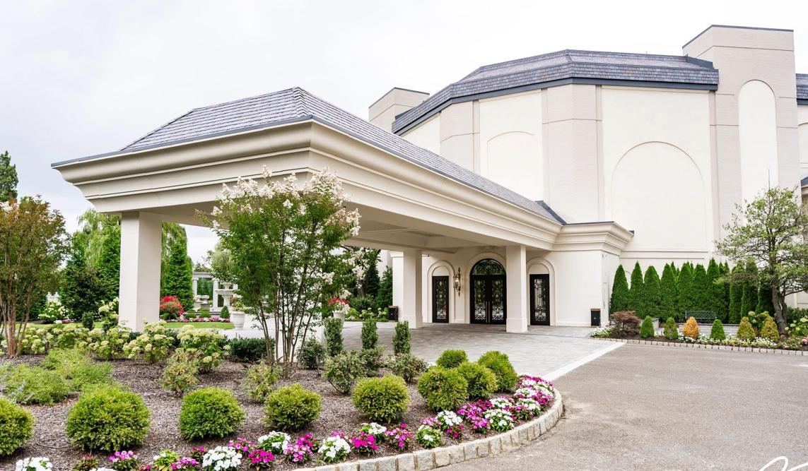 The Wedding Website of Taylor Bateman and Louis DiLodovico