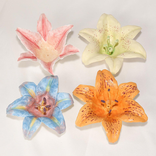 Lily Flower Ceramic Incense Holder Tiger Lily Ring Holder Blue Pink Zen Yoga Decor Creamy Yellow Handmade Ash Catcher Meditation Altar Gift