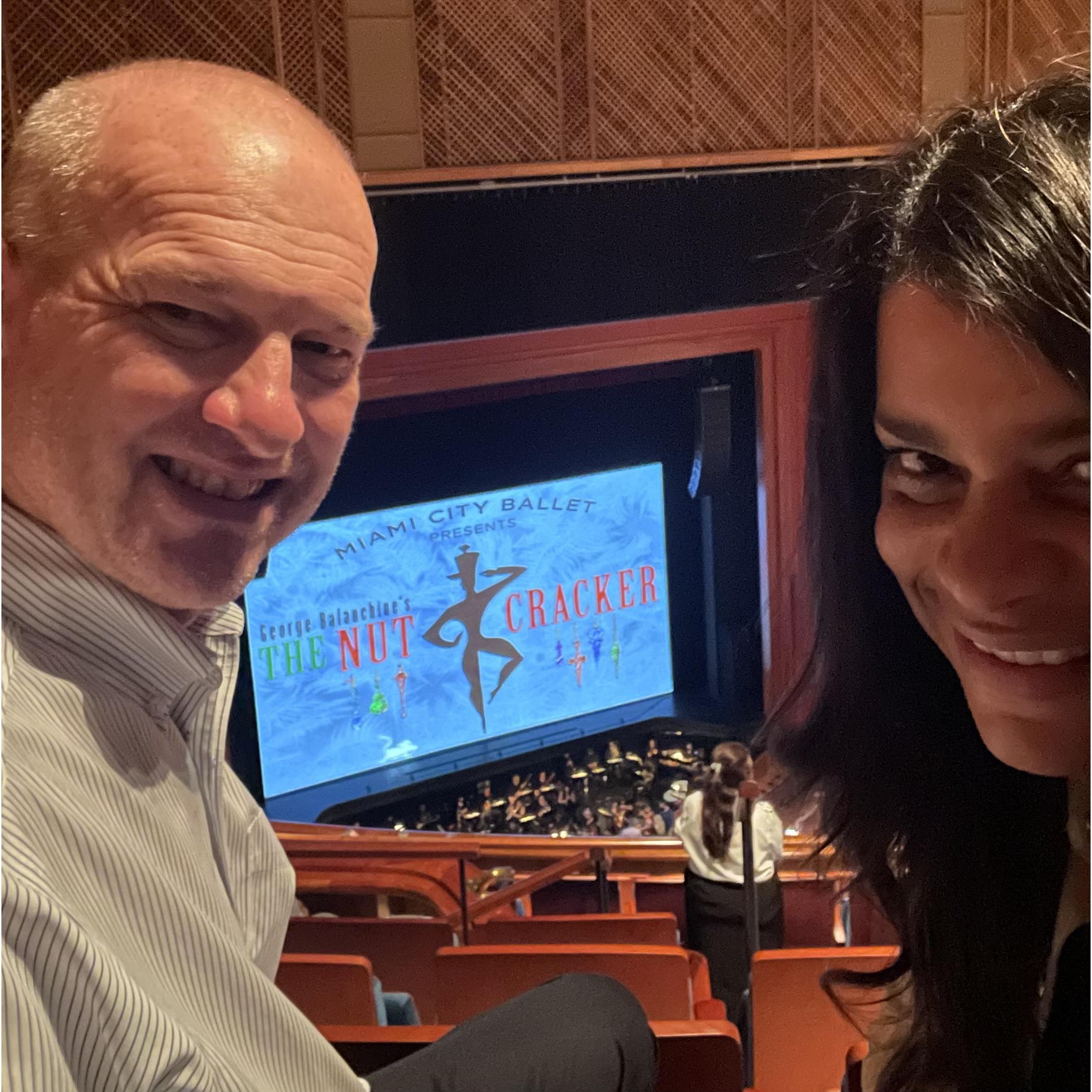 Richard took me to see the Nutcracker when he found out I've never seen it before. ❤️