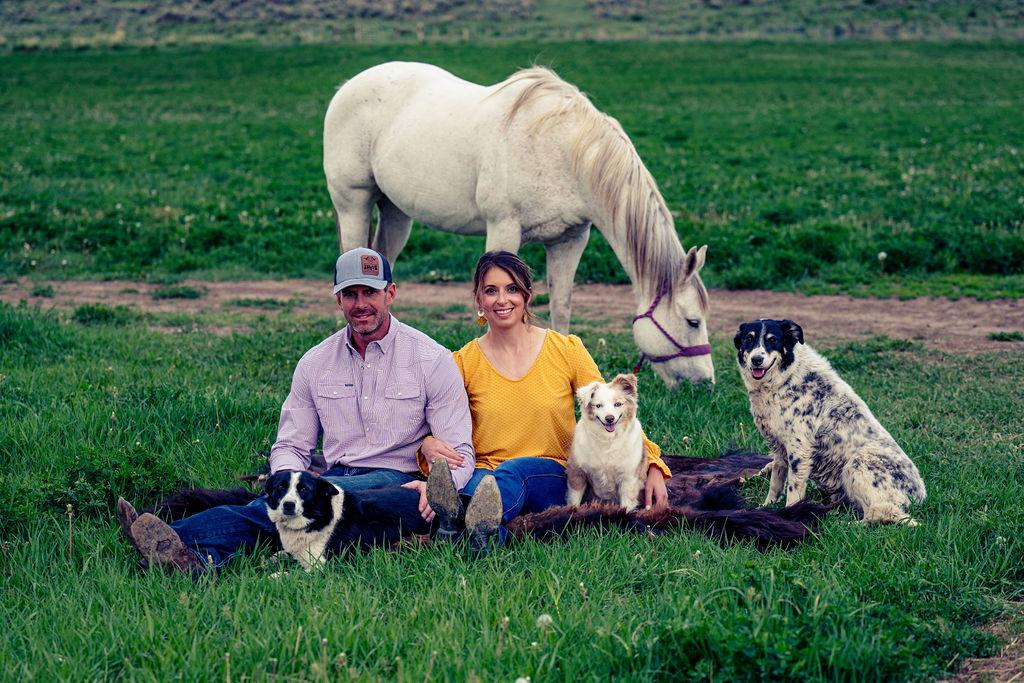 The Wedding Website of Jorgiea Raftopoulos and Luke Weeldreyer
