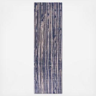 Retreat Navy Visions Runner