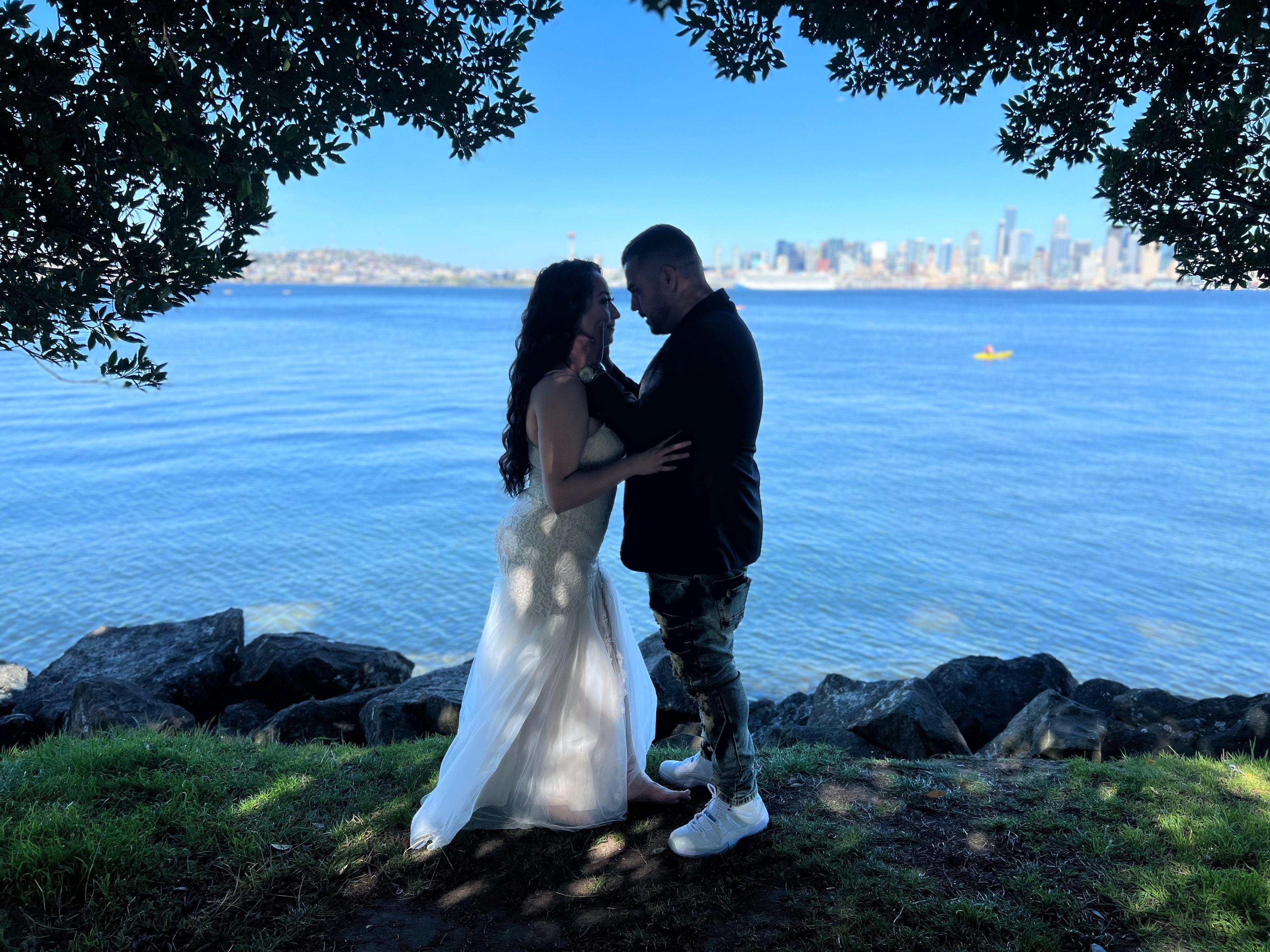 The Wedding Website of Jairo David Corral Cardoza and Honesty Brooks