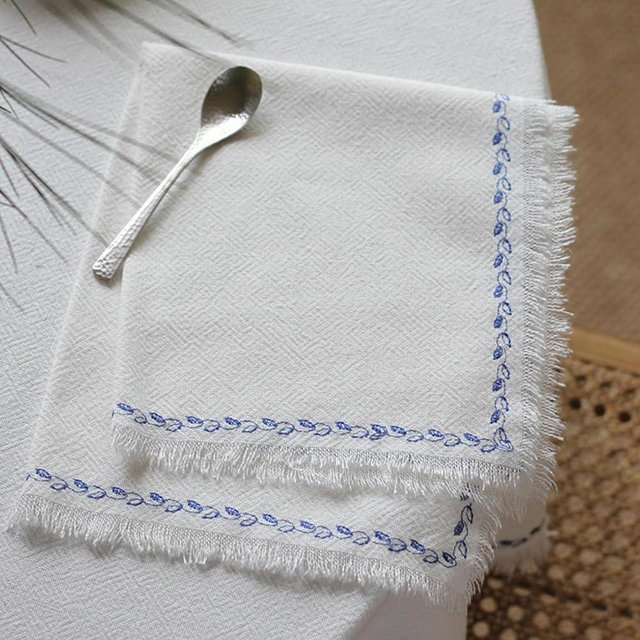Ayuzawa Embroidered Handmade Cloth Napkins，Thickened Cotton Cloth Napkins with Fringe，Kitchen Dining Tabletop Decoration，for Dinners, Parties, Weddings 18 x 18 Inch Set of 6 - White