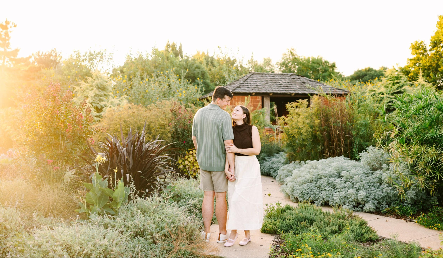 The Wedding Website of Rosy Buckingham and Brandon Earnest