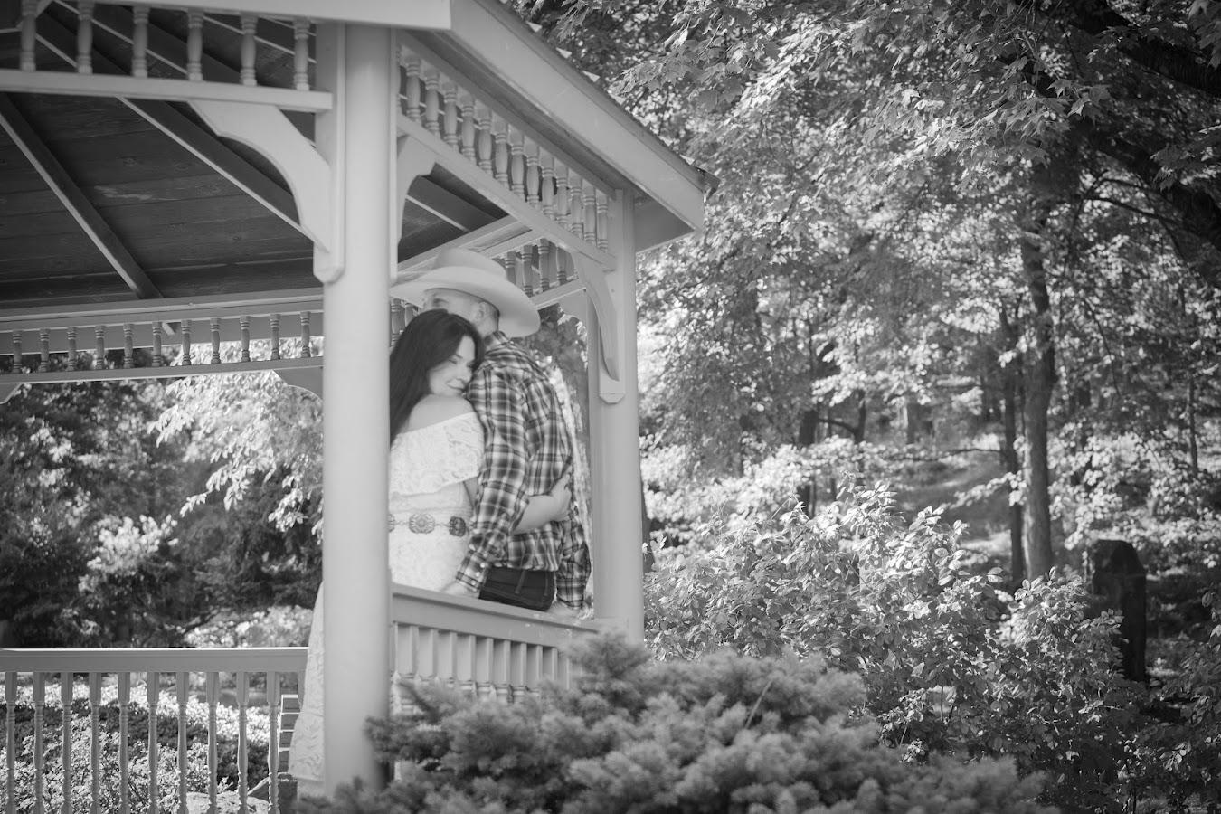 The Wedding Website of Jennifer Glover and Bryan Zieber