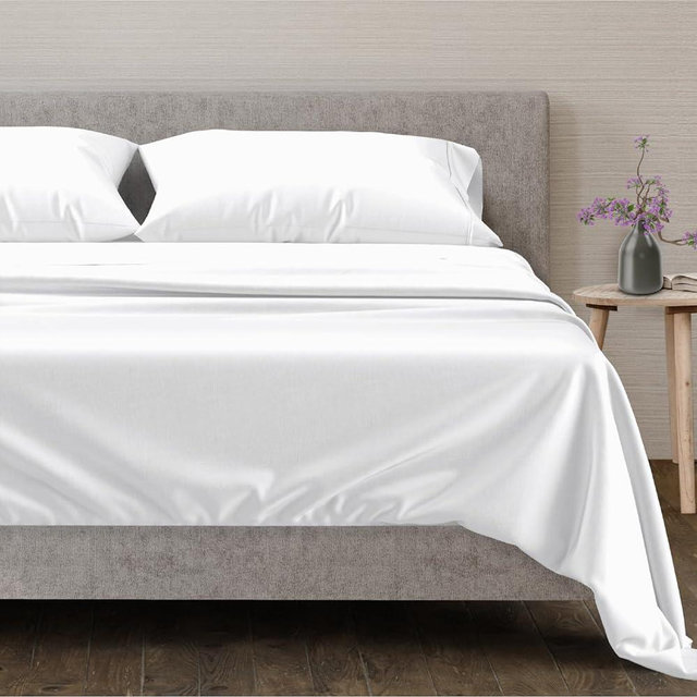 Mayfair Linen 100% Egyptian Cotton Full Size Sheets Set - Luxury 600 Series Voyage Collection Egyptian Cotton Sheets Full Size (4 PC, White), Soft, Cooling, 16" Deep Pocket Hotel Bed Sheet Set