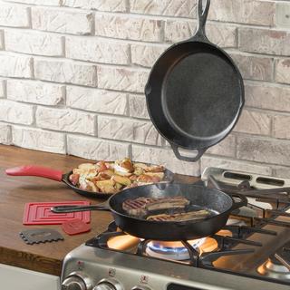 7-Piece Essential Pan Set, Pre-Seasoned