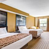 Red Maple Inn and Suites