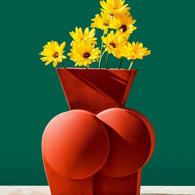 Butt Vase