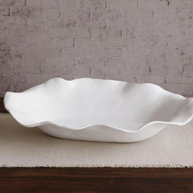 Nube Outdoor Oval Centerpiece, 25"x25"
