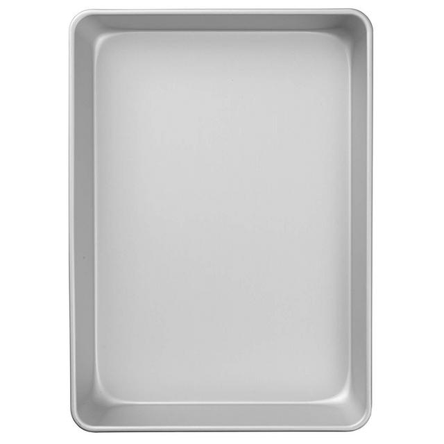 Wilton Performance Pans Aluminum Quarter Sheet Cake Pan, Durable Aluminum Heats Evenly and Holds its Shape Use After Use, 9 x 13-Inch