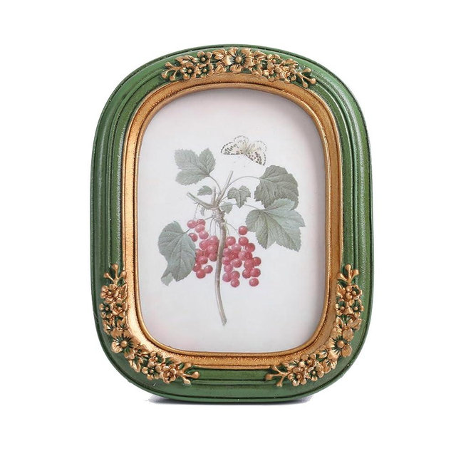 SIKOO 2.5x3.5 Vintage picture frames Small Picture Frame Wallet Size Picture frames 2.5 x 3.5 Ornate Picture Frames Mini Photo Frame Green and Gold