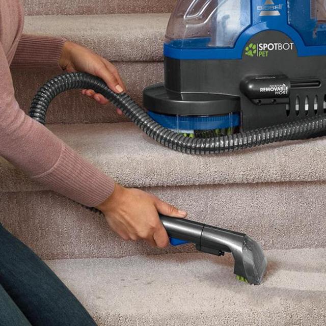 Bissell SpotBot Pet handsfree Spot and Stain Portable Deep Cleaner, Blue, 2117A