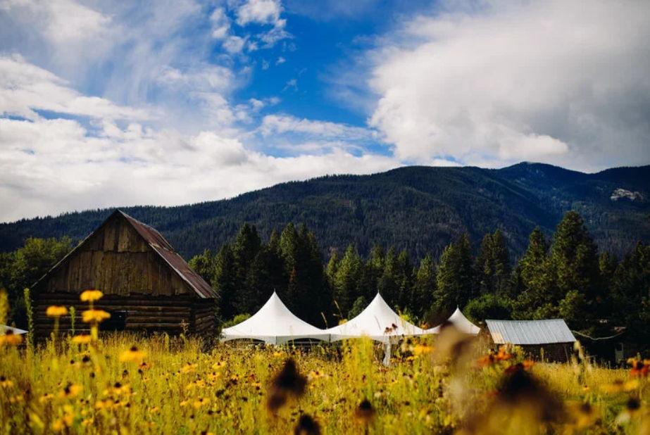 The Wedding Website of Lucy Boise and Trey Larson