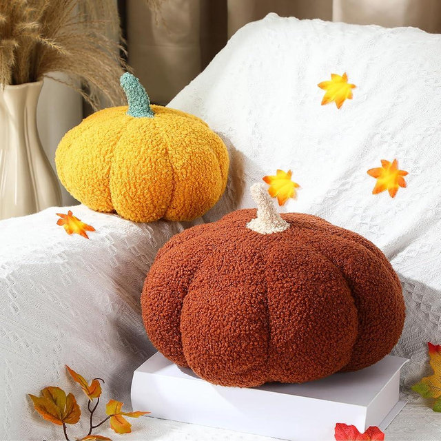 Queekay 2 Pcs Simulated Fall Pumpkin Shaped Throw Pillow 3D Cozy Pumpkin Plush Pillow Cushion for Autumn Halloween Thanksgiving Party Decoration Bedroom Sofa Home Couch(Ginger Brown Color,Big,Small)