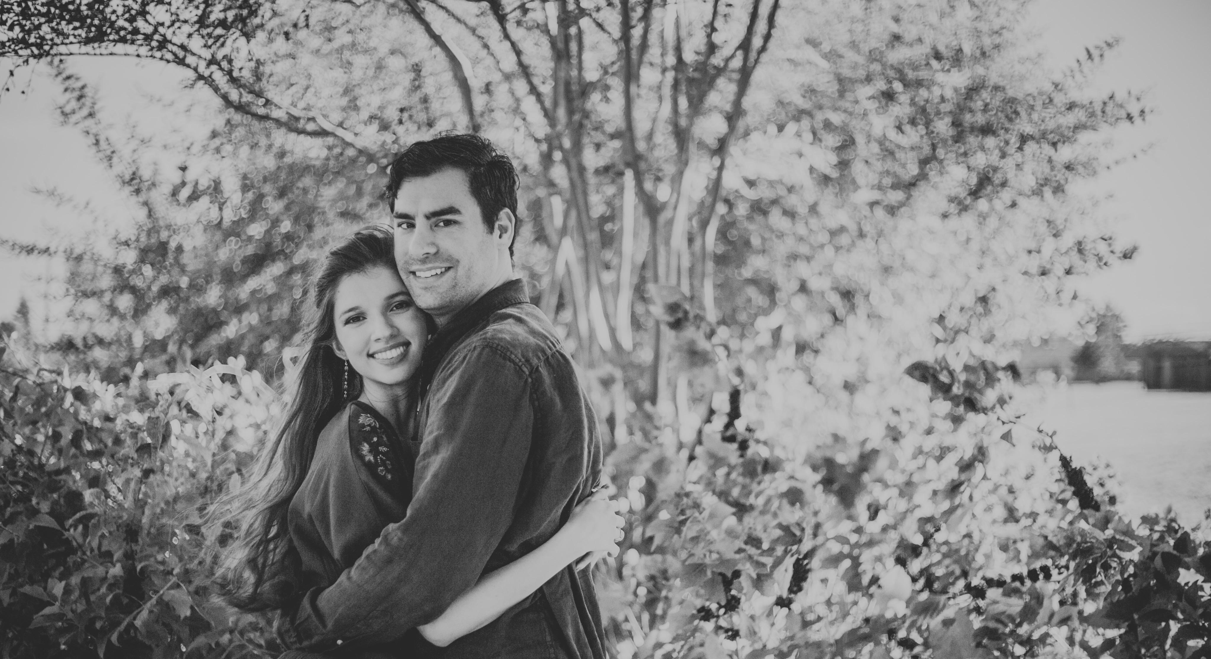 The Wedding Website of Laura Sifuentes and Brandon Storey