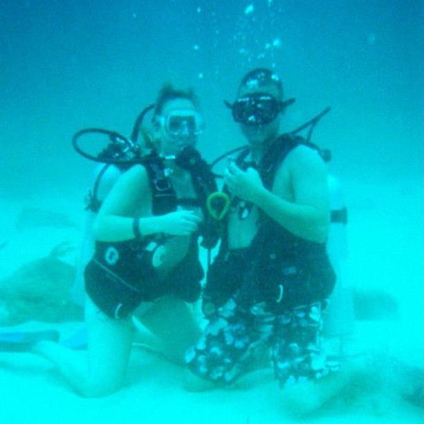 Scuba diving in Honduras