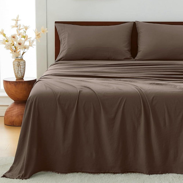 GOKOTTA 4-Pcs Queen Sheet Set, 16 Inch Deep Pocket Queen Sheets with Elastic Corner Straps, Brushed Microfiber Polyester - Hotel Luxury, Ultra Soft, Breathable, Wrinkle-Free - Chocolate Brown
