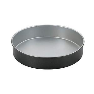 Cuisinart® Chef's Classic Nonstick 9-Inch Round Cake Pan in Silver