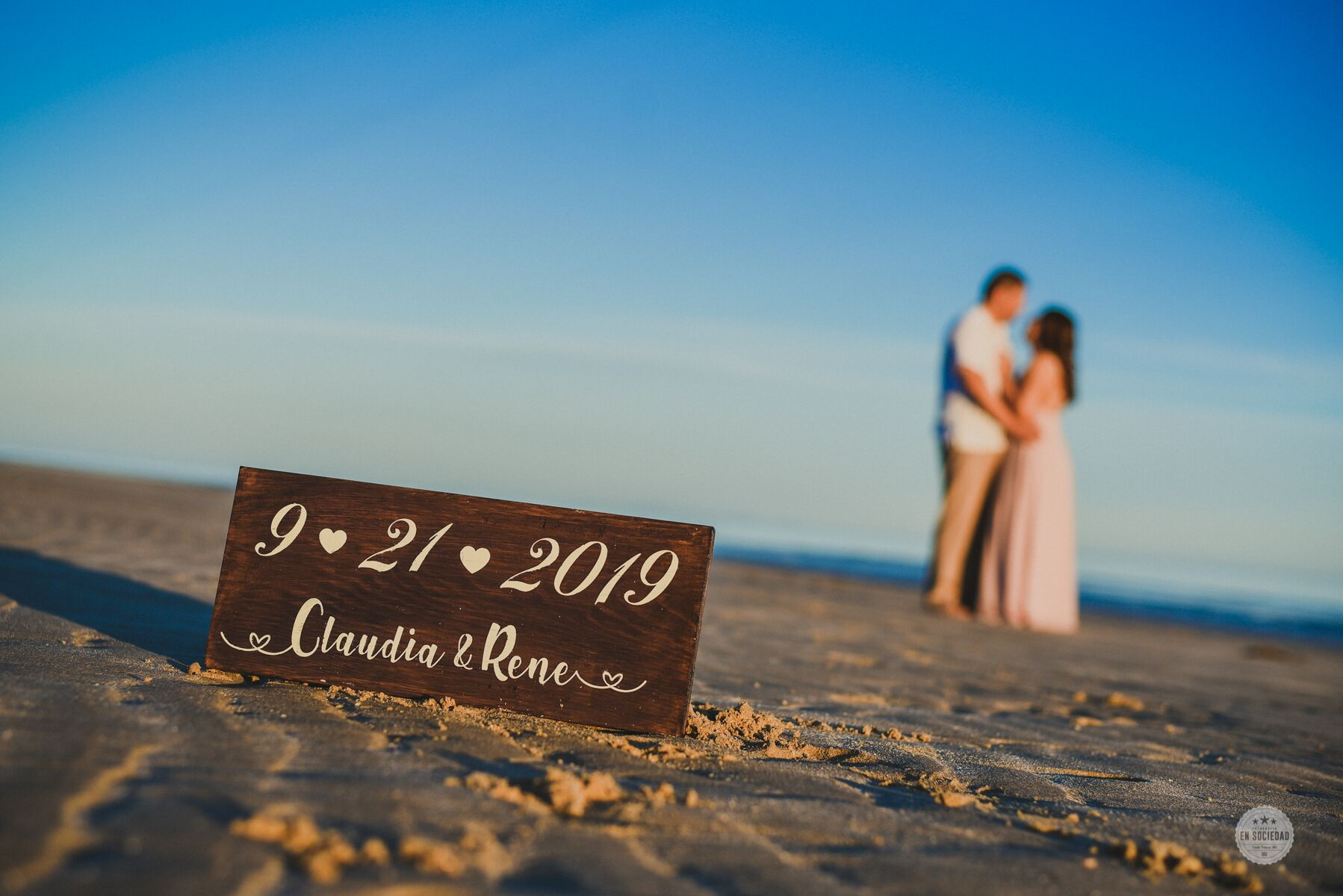 The Wedding Website of Claudia Espinoza and Francisco Rene Moreno