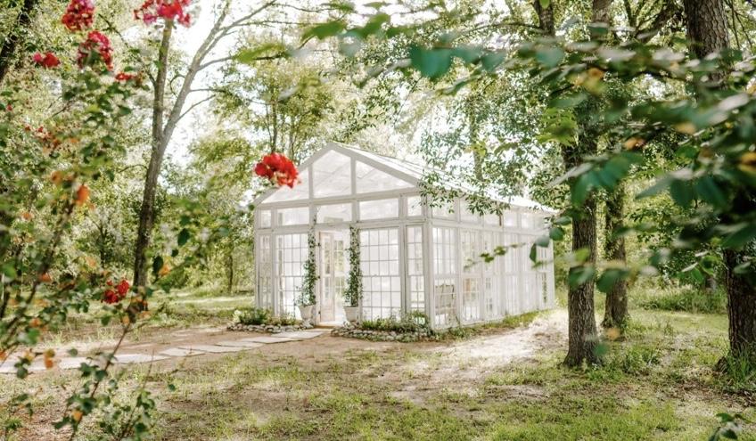 The Wedding Website of Alyssa Chang and Dakota Wilcox