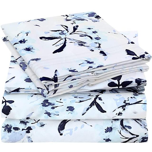 Mellanni Queen Sheet Set - Hotel Luxury 1800 Bedding Sheets & Pillowcases - Extra Soft Cooling Bed Sheets - Deep Pocket up to 16 inch - Wrinkle, Fade, Stain Resistant - 4 Piece (Queen, Madison Blue)