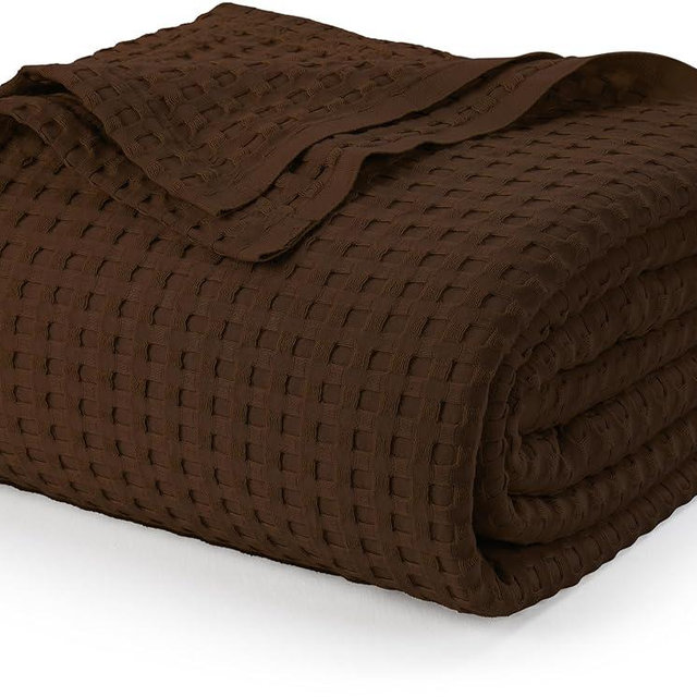 Utopia Bedding Brown 100% Cotton Waffle Blanket 300 GSM [King - 90x108 Inch] Soft Lightweight Breathable Bed Blanket for All Season