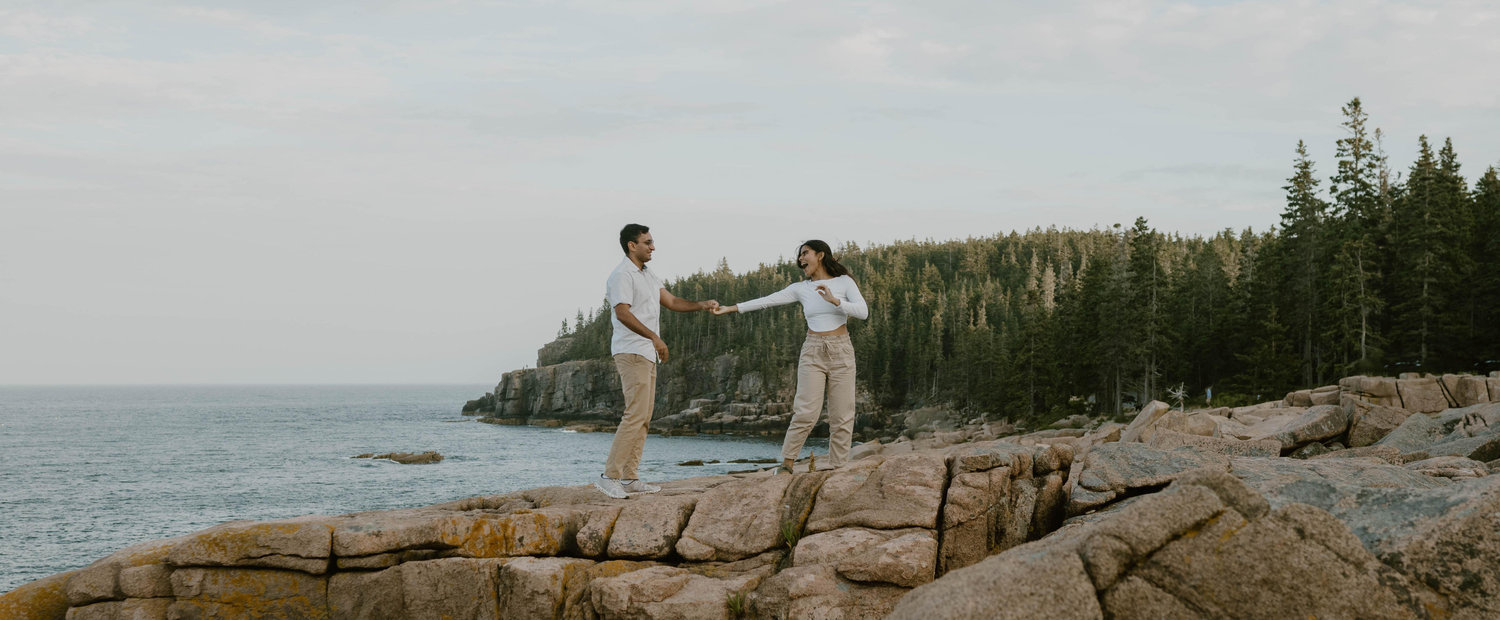 The Wedding Website of Arjun Gupta and Prachi Patel